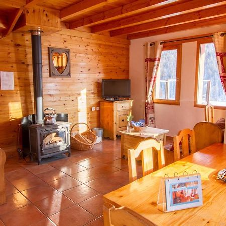 Chalet Le Melezin Hameau Des Chazals Nevache Hautes Alpes Exterior photo