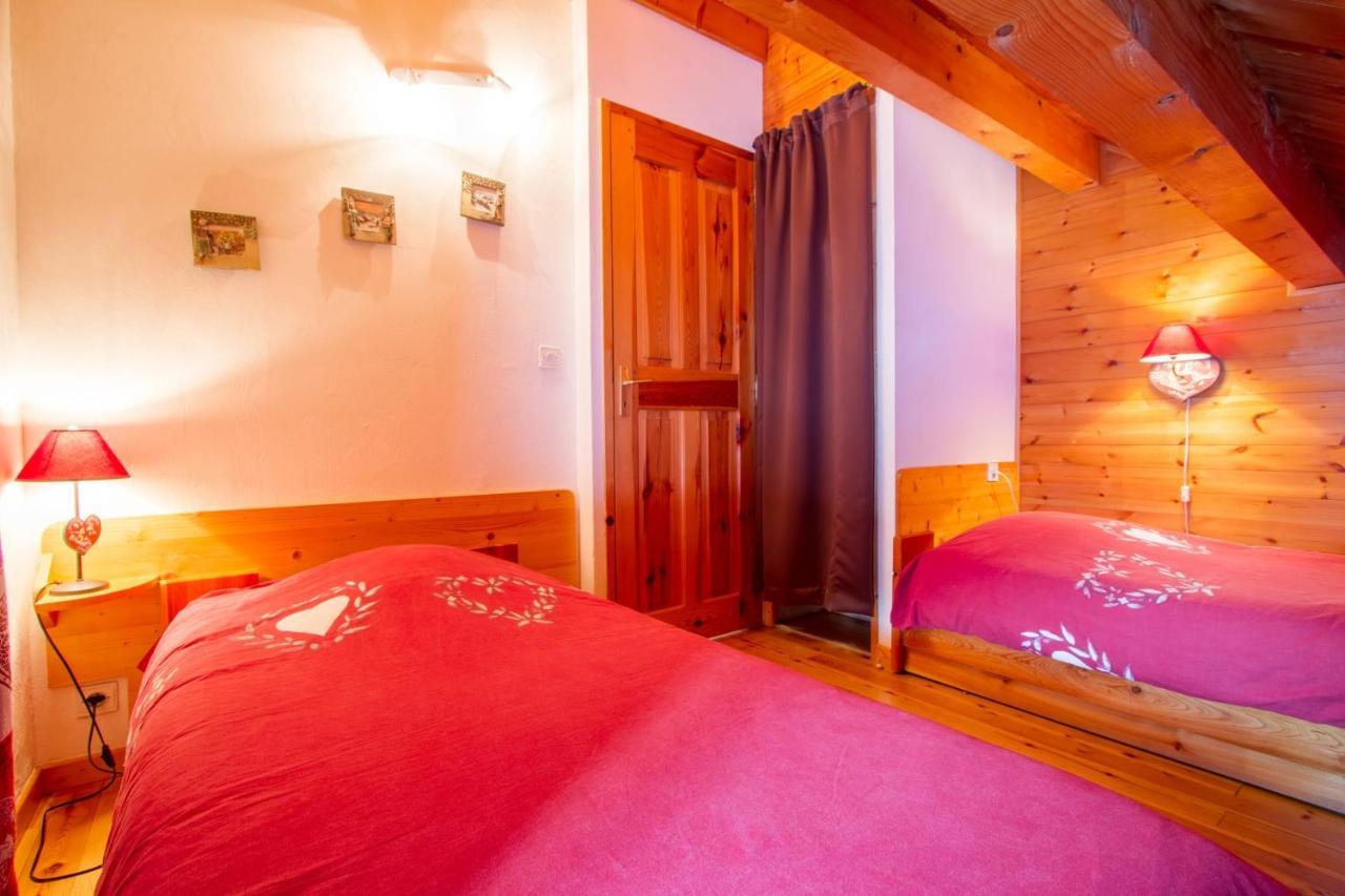 Chalet Le Melezin Hameau Des Chazals Nevache Hautes Alpes Exterior photo