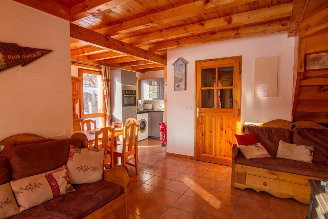 Chalet Le Melezin Hameau Des Chazals Nevache Hautes Alpes Exterior photo