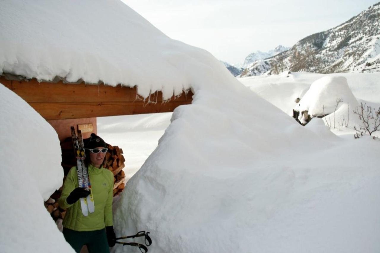 Chalet Le Melezin Hameau Des Chazals Nevache Hautes Alpes Exterior photo